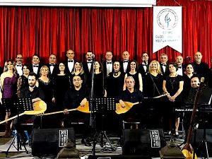 Çeşme’de kış soğuğunda Türk Halk Müziği sıcaklığı