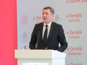 Milli Eğitim Bakanı Selçuk: “e-denklik modülünü hayata geçirmiş bulunuyoruz”