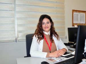 Manisa Şehir Hastanesinde kepçe kulak sorunu çözülüyor