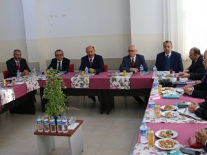 Pazarlar’da istişare ve değerlendirme toplantısı