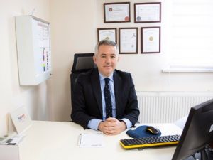 Bir yılda 500 kişinin taşını düşürttü