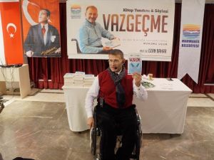 Cumhuriyet tarihinin tekerlekli sandalyedeki ilk dekanı hayatını anlattı