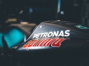 Petronas motorsikletler için geliştirdiği yağı tanıttı