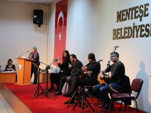 Nazım Hikmet şiirlerle anıldı