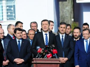 Milli Eğitim Bakanı Selçuk’tan Doğa Koleji açıklaması