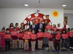 Manisa Mektebim Kolejinde  karne coşkusu