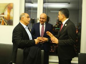 Bakan Pakdemirli, Berlin’de Türk işadamlarıyla bir araya geldi
