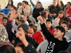 Aliağa’da eğlenceli tatil başladı