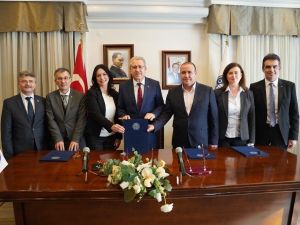 Üniversite sanayi işbirliğinde örnek adım