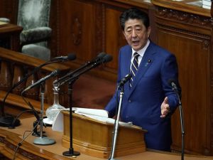 Japonya Başbakanı Abe’den Güney Kore ile dostluk vurgusu