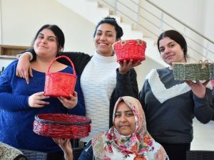 Torbalı’da açılan meslek fabrikası ilk meyvelerini verdi