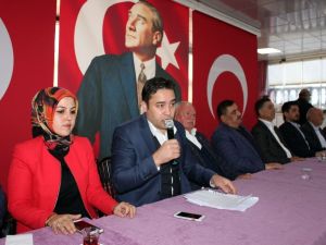 AK Parti’li Kaya, muhtarlarla buluştu