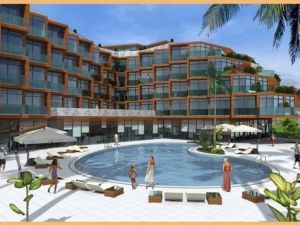 Kuşadası’nda 5 yıldızlı otel icradan satışa çıkarıldı