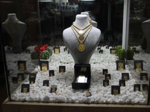 "Altın bu yıl içinde 320 TL bandını görebilir"