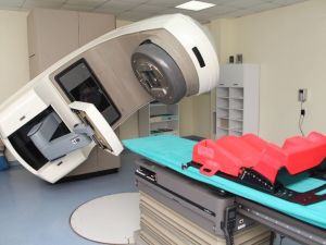 Atatürk Devlet Hastanesi’nde radyoterapi hizmeti devam ediyor