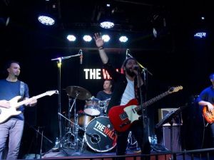 Barış Köse, yeniden The Wall sahnesinde