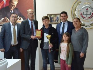Dereceye giren Didimli öğrenciler onurlandırıldı