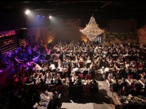 İzmir’de yıldızlar geçidi