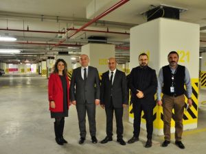 Manisa Şehir Hastanesi depreme karşı deprem izolatörü ile korunuyor