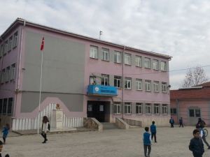 Kula’da deprem riski taşıyan okul öğrencileri ikili eğitime geçiyor