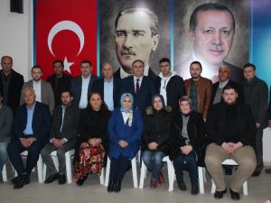 Alaşehir AK Parti’de yeni yönetim oluştu