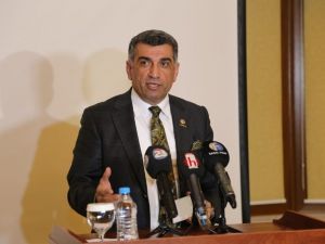 Milletvekili Erol, depremle ilgili önergeyi meclise sundu
