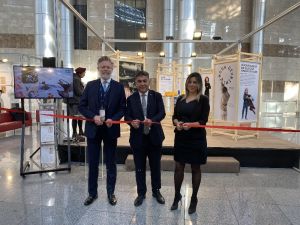 Hedef sıfır karbon ayak izi: “Moda Devrimi Sergisi”ni 29 Şubat’a kadar EİB’de ziyaret edebilirsiniz