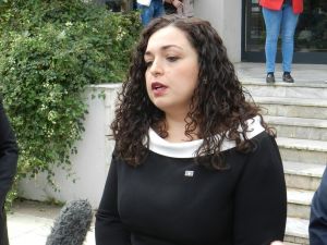 Kosova’nın ilk kadın meclis başkanı seçildi