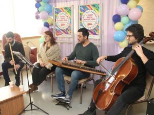 Kanser hastalarına moral etkinliği