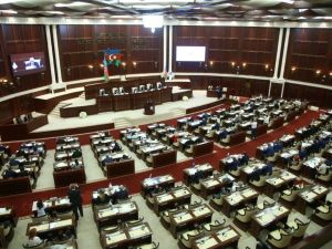 Azerbaycan’da seçime son 2 gün kaldı