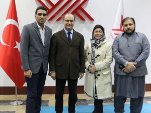 YÖK burslusu Keşmirli öğrencilerden depremzedelere anlamlı bağış