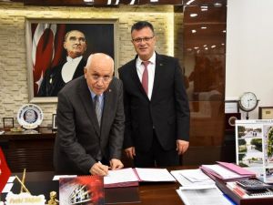 Alaşehir Belediyesi ile Yenimahalle Belediyesi kardeş oldu
