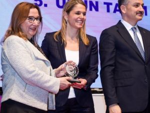 Philsa’ya EBSO’dan iki ödül