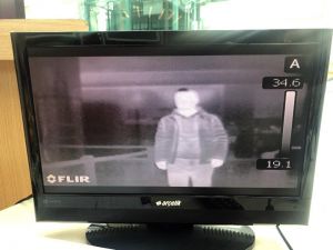 Havalanına gelen yolcular termal kamera ile böyle kontrol ediliyor