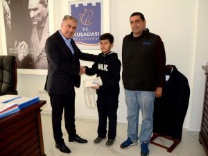 Matematik dahisi 12 yaşındaki Eymen Kuşadası’nın gururu oldu