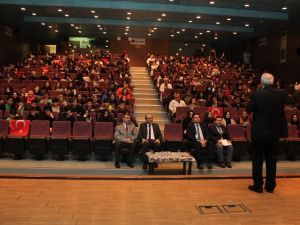 İhlas Kolejinde 15 Temmuz şehitleri anıldı