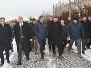Bakan Soylu ve Kurum, tarihi Harput Mahallesi’nde incelemede bulundu