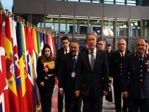 Bakan Akar, Kuzey Makedonya Savunma Bakanı Sekerinska ile görüştü