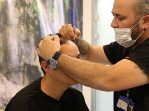 DoctorZen CEO’su İsmail Zengin: ”Saç ektirenlerin sayısı da artıyor yaşı da”