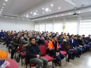 Kütahya’da orman yangınlarıyla mücadele gönüllülerine eğitim