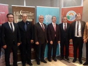 Tuzla’da “Ulu Camiler Fotoğraf Sergisi” açıldı