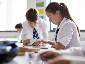 Liseliler, geleceğin dünyasını tasarlayacaklar