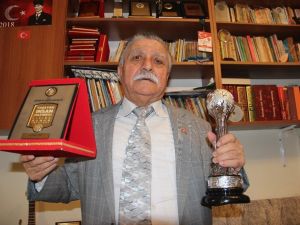 10 yıl gecikmeyle gelen ödülü Cumhurbaşkanı Erdoğan’dan aldı