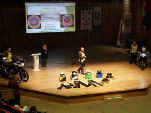 Bodrum’da lise öğrencilerine ’Kaskımla Güvendeyim’ semineri verildi