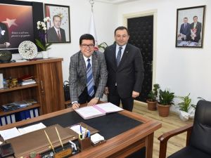 Hayvanlarda küpeleme ve sözleşme yetki devri protokolü