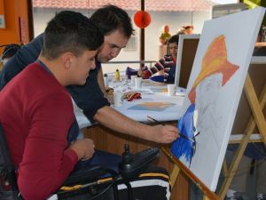 Kısa Mola Merkezleri ‘Sanatta Engel Yok’ diyecek