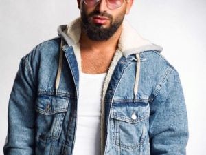 DJ Kaan Deniz Kuşadası’nda sahne aldı