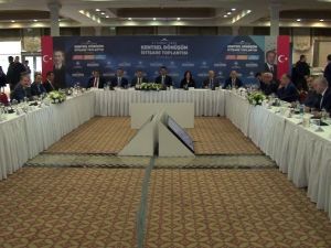 Bakan Kurum: “Riskli binaların yıkım sürecini hızlı şekilde başlatıyoruz”