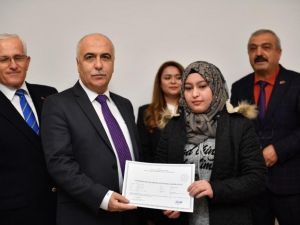 2019 yılında bin 942 kursiyer okuma-yazma öğrendi