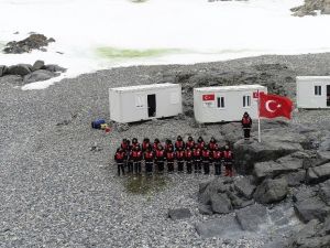 Bilim heyeti, Antarktika Türk Üssü’ne ulaştı